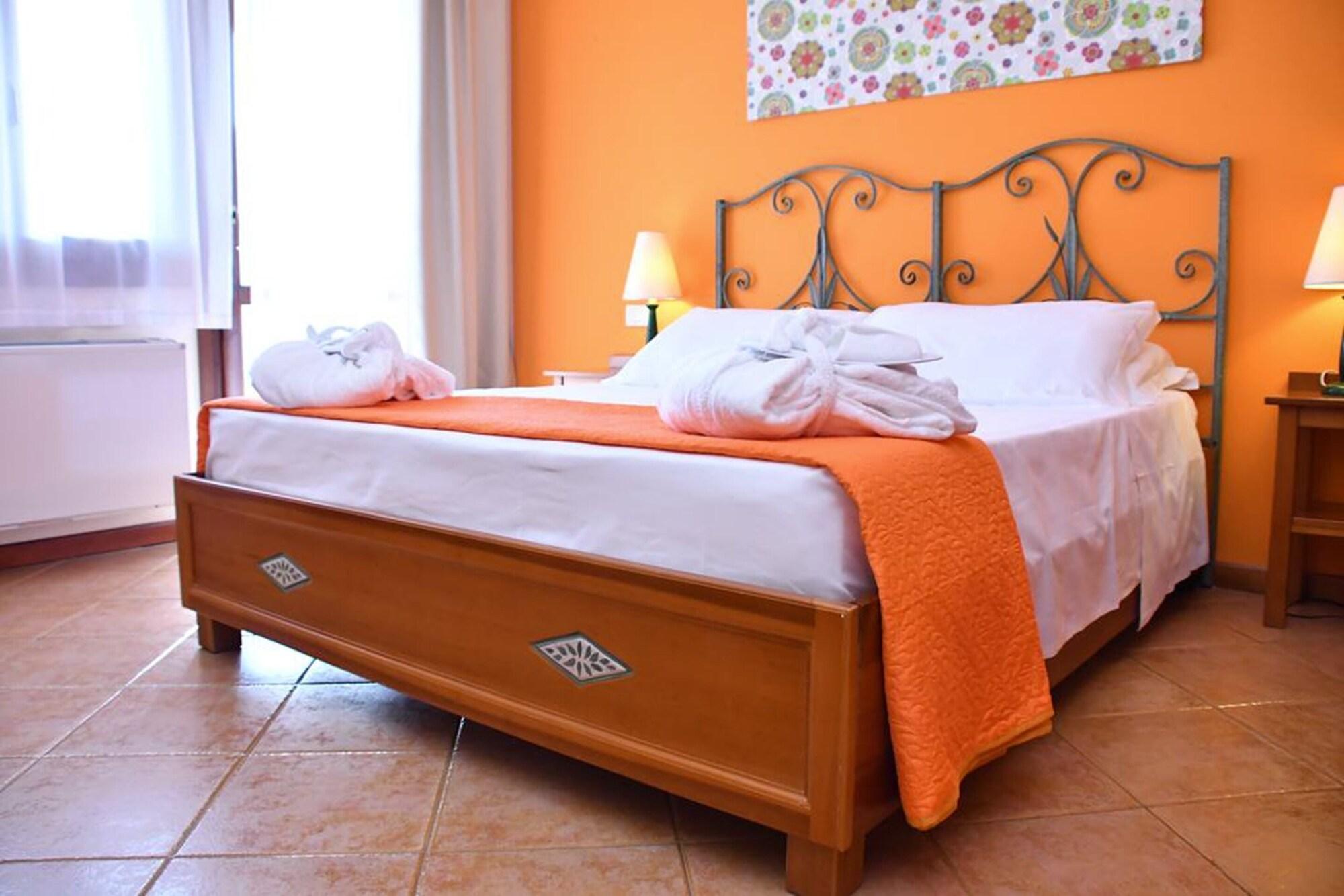 Hotel Ih Le Zagare 4*
