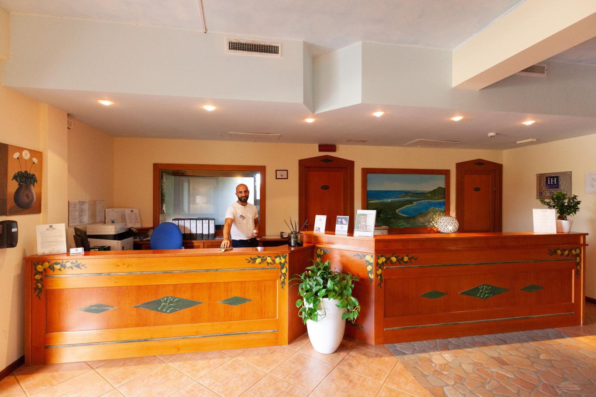Hotel Ih Le Zagare